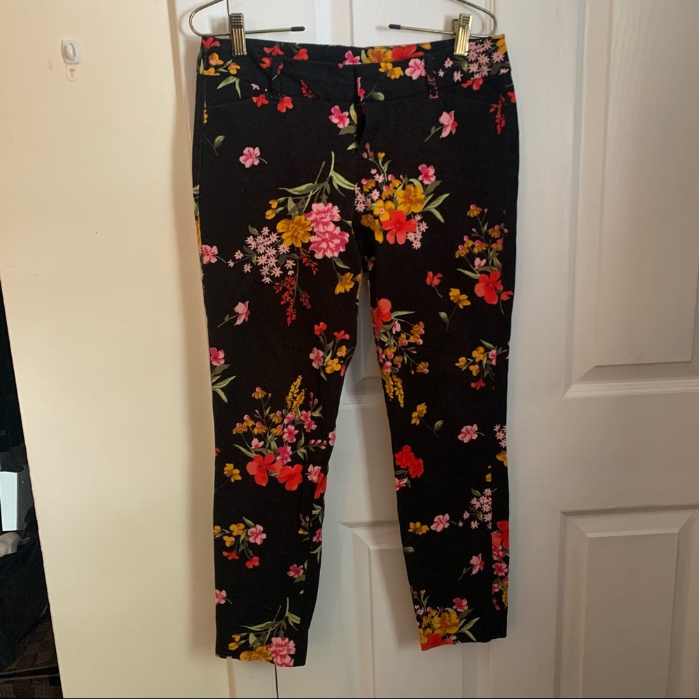 Old Navy Black Floral Skinny Pants